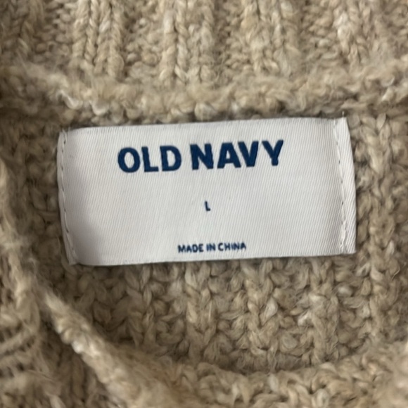 Old Navy Heavy Cream Sweater - Picture 3 of 3